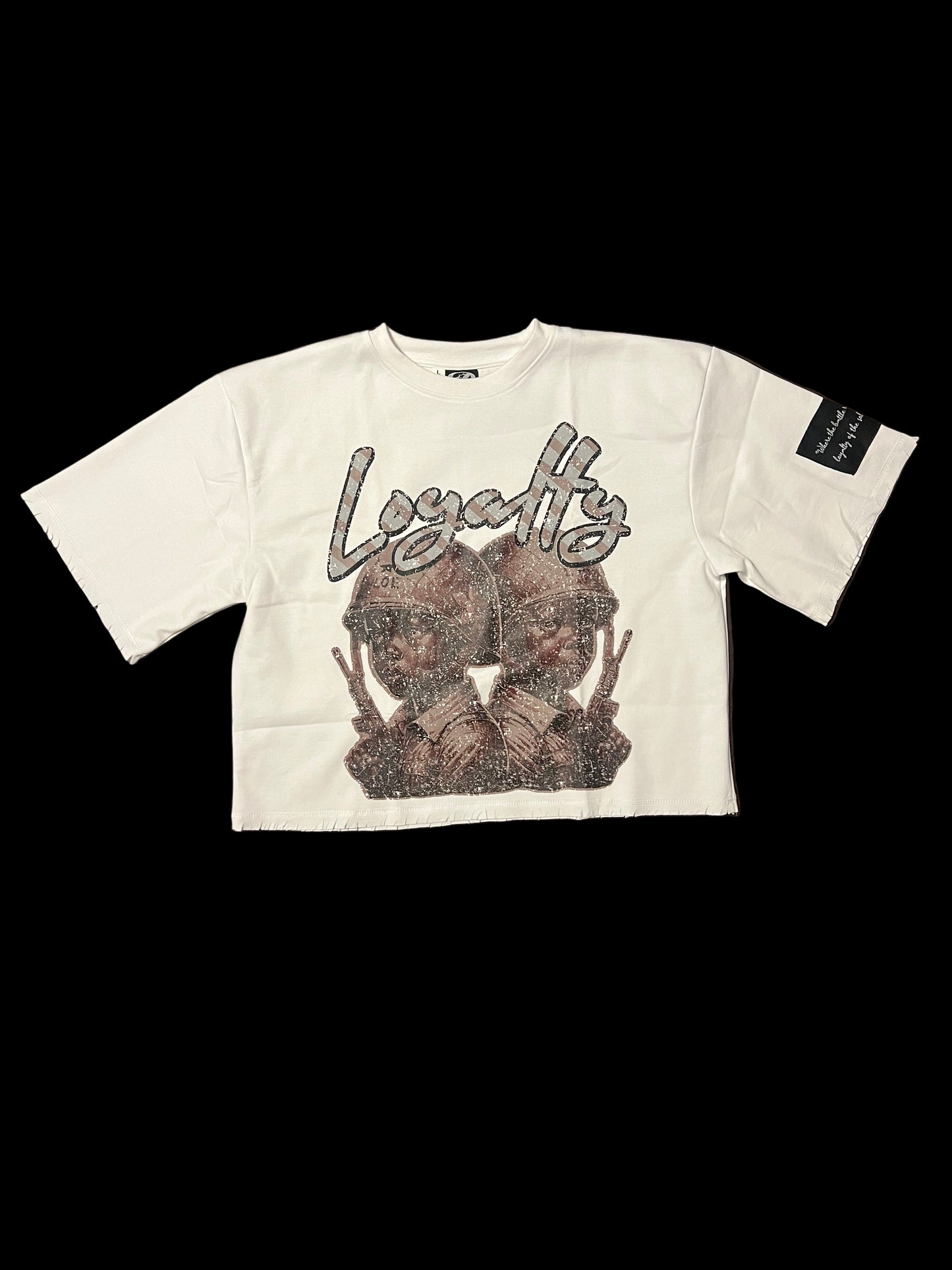 Loyalty & War Cropped Tee *size up*