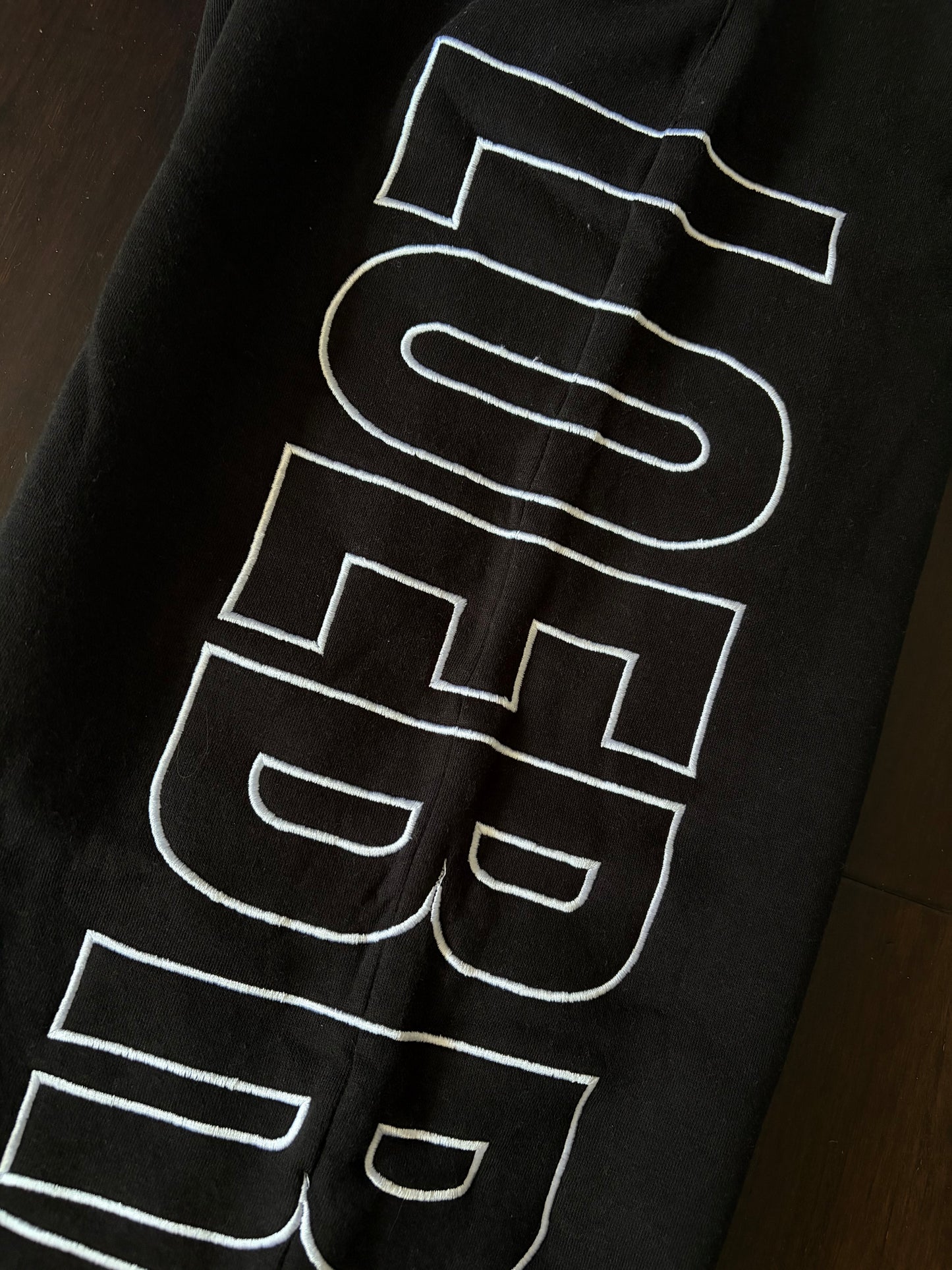 LOE BRAND SWEATS (BLACK)