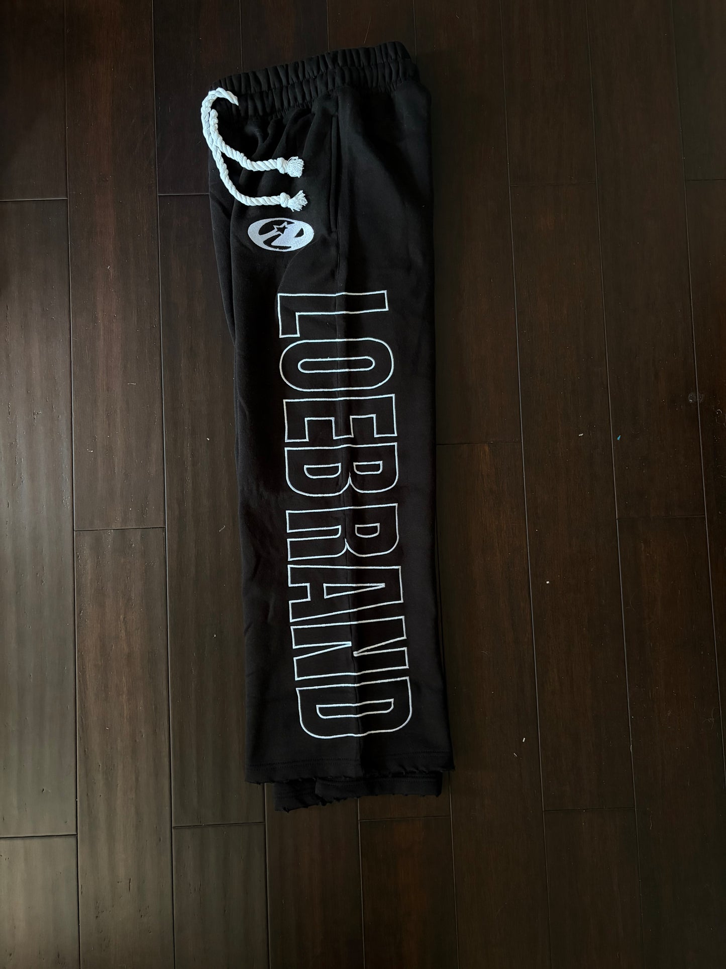 LOE BRAND SWEATS (BLACK)