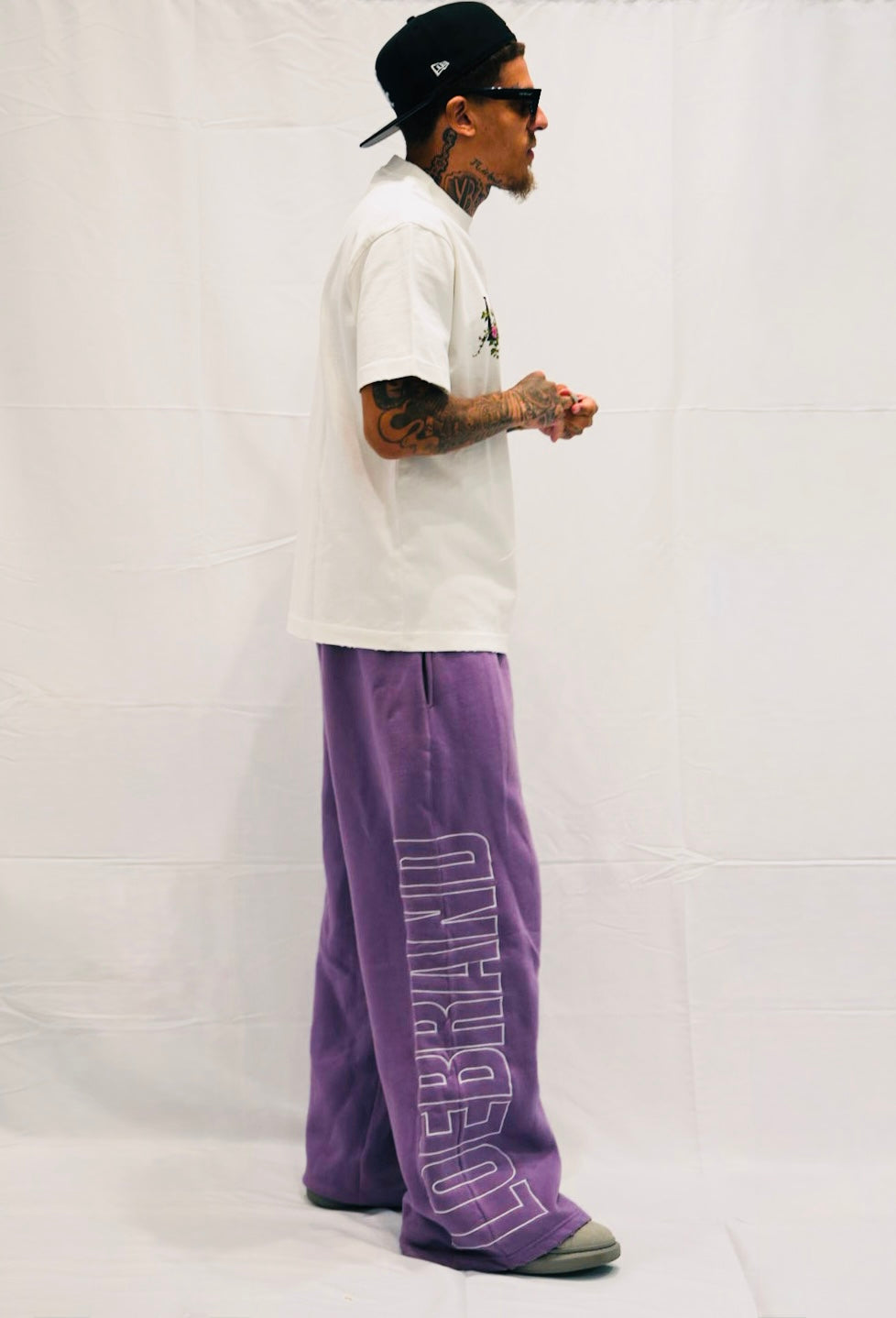 CREATIVE DEPARTMENT FLOWER TEE